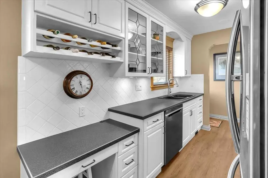2211 45 Street SE Calgary AB T2B 1K1