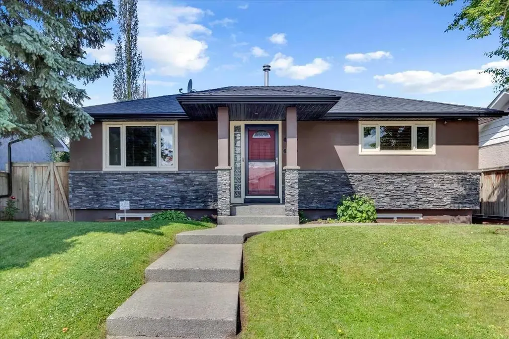 2211 45 Street SE Calgary AB T2B 1K1