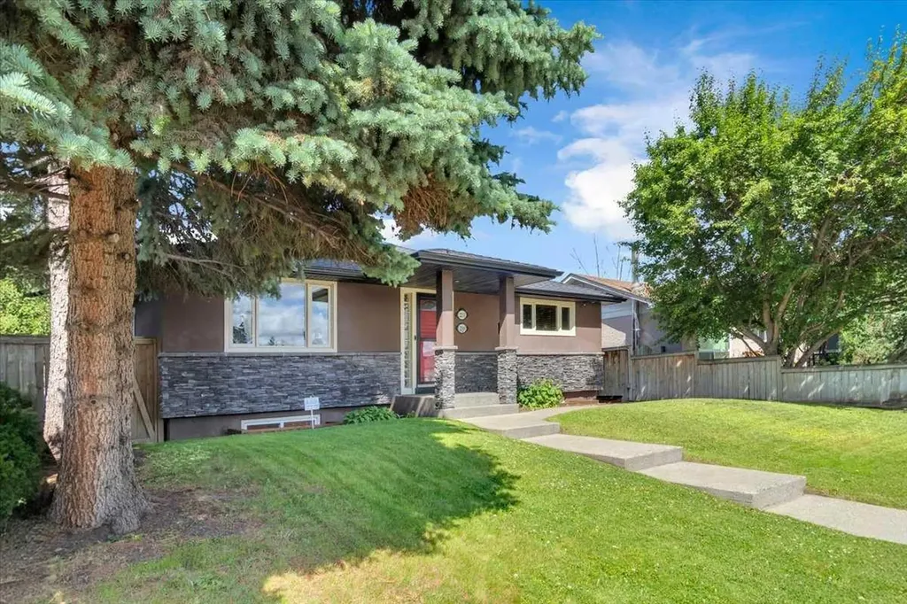 2211 45 Street SE Calgary AB T2B 1K1