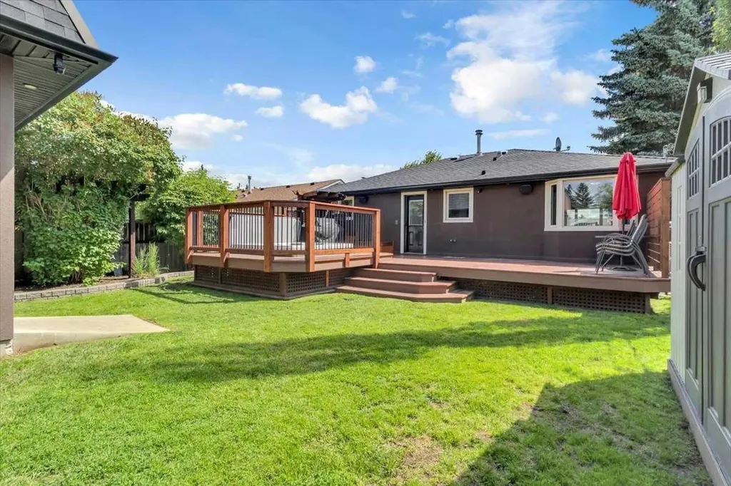 2211 45 Street SE Calgary AB T2B 1K1