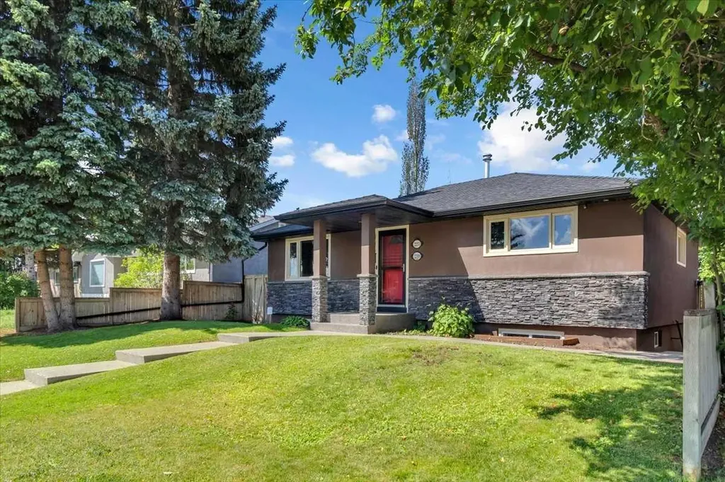 2211 45 Street SE Calgary AB T2B 1K1