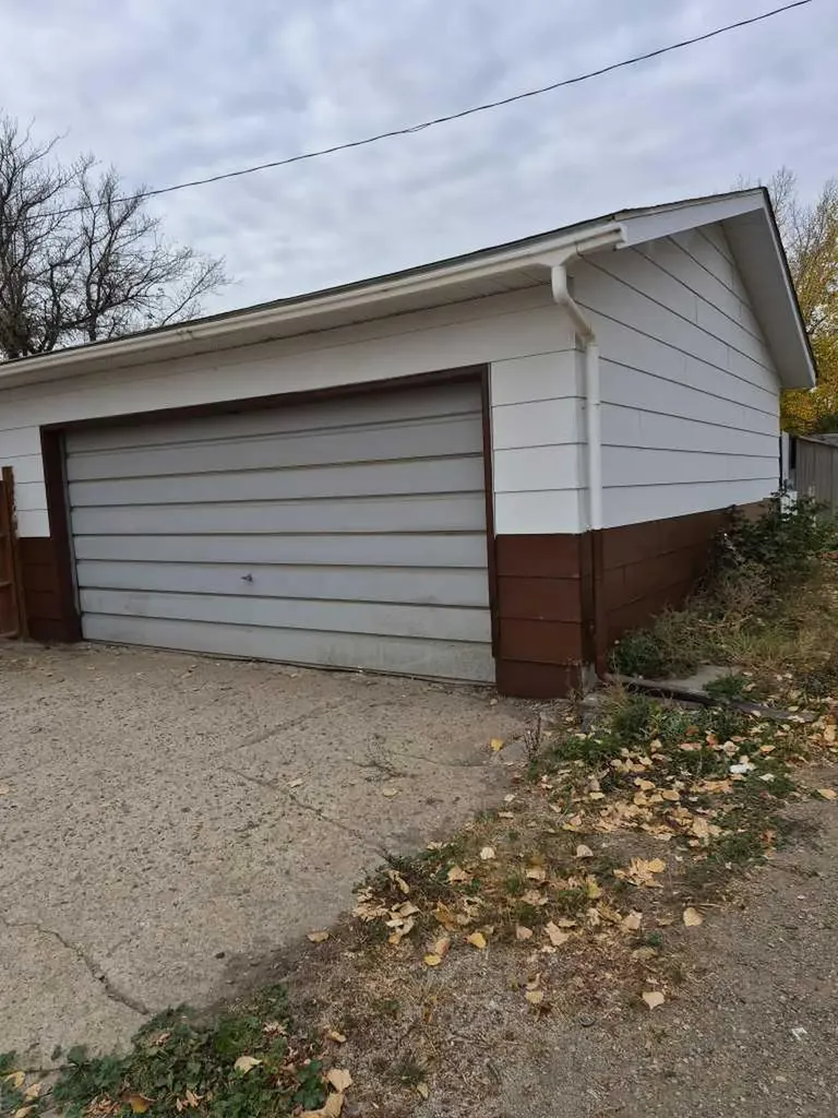 5131 49 Street Provost AB T0B3S0