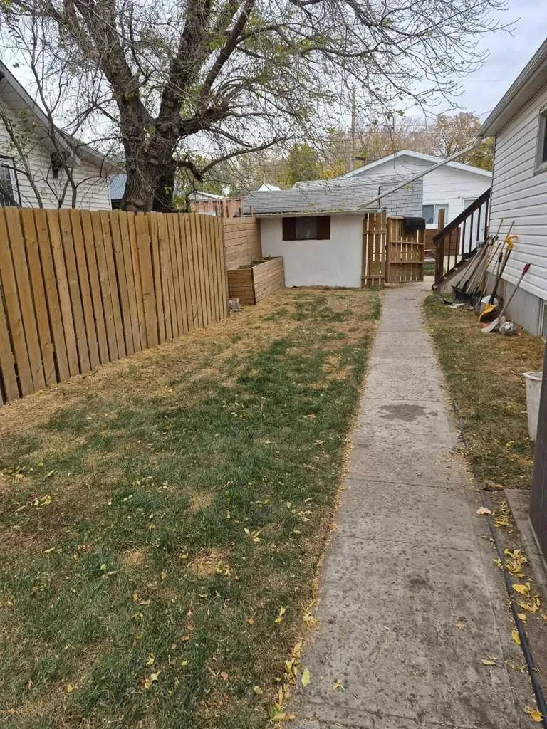 5131 49 Street Provost AB T0B3S0