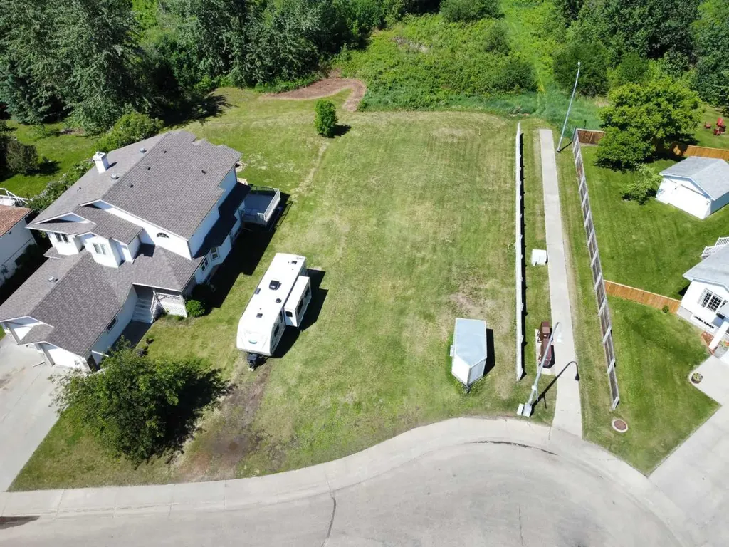 21 Springwood Drive NE Slave Lake AB T0G 2A2
