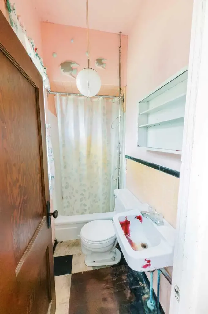 4406 47 Avenue Stettler AB T4K 0B7