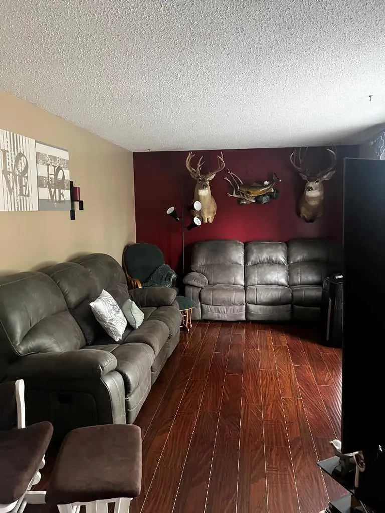 5029-43STREET High Prairie AB T0G 1E0