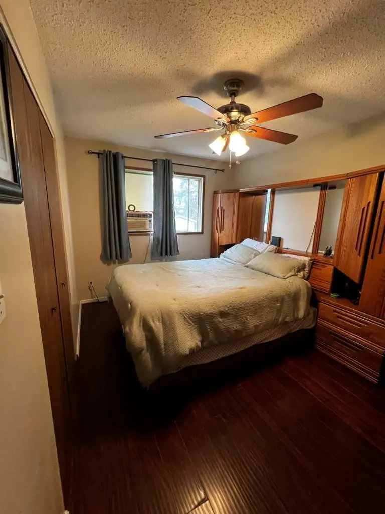 5029-43STREET High Prairie AB T0G 1E0
