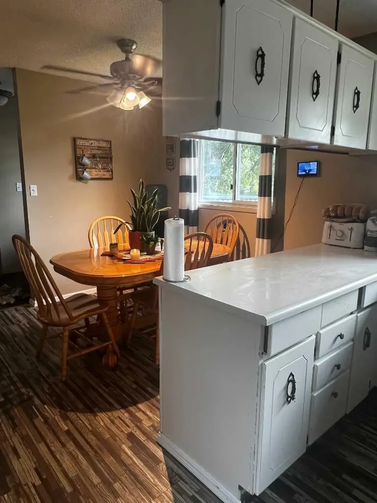 5029-43STREET High Prairie AB T0G 1E0