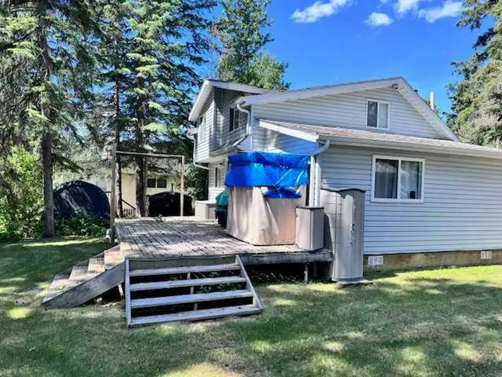1304 Sand Place Brightsand Lake SK S0M 2Y0