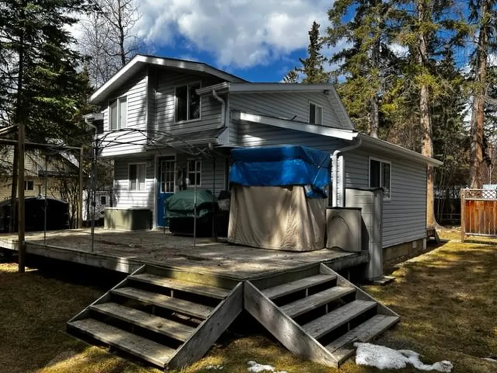 1304 Sand Place Brightsand Lake SK S0M 2Y0