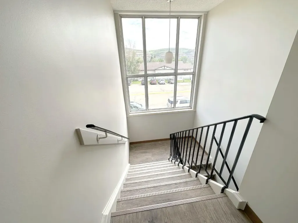 601 7 Street E Drumheller AB T0J0Y5