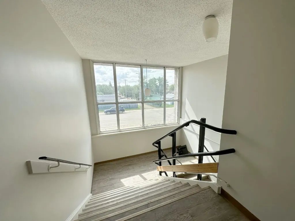 601 7 Street E Drumheller AB T0J0Y5