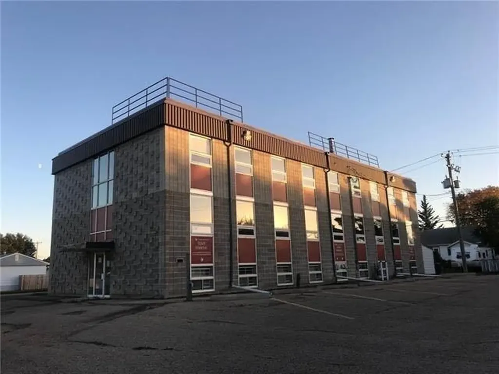 601 7 Street E Drumheller AB T0J0Y5