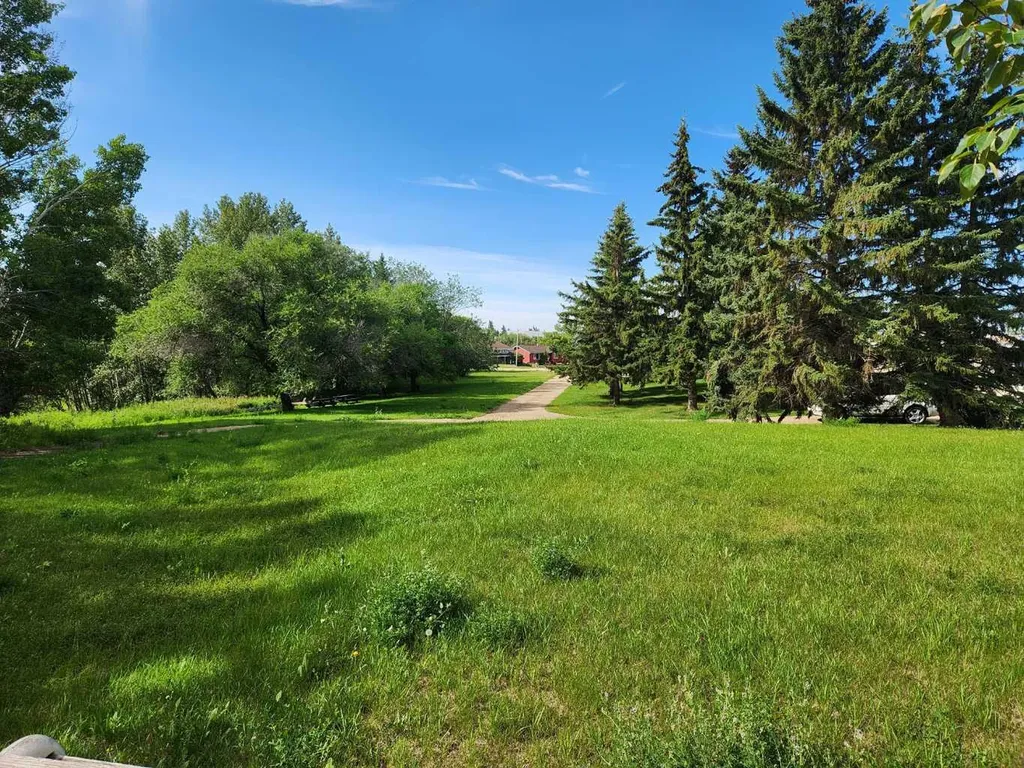 5430 51a Street Bashaw AB T0B 0H0