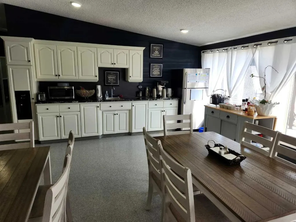 5430 51a Street Bashaw AB T0B 0H0