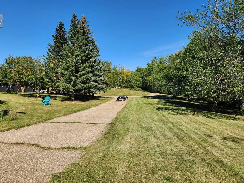 5430 51a Street Bashaw AB T0B 0H0