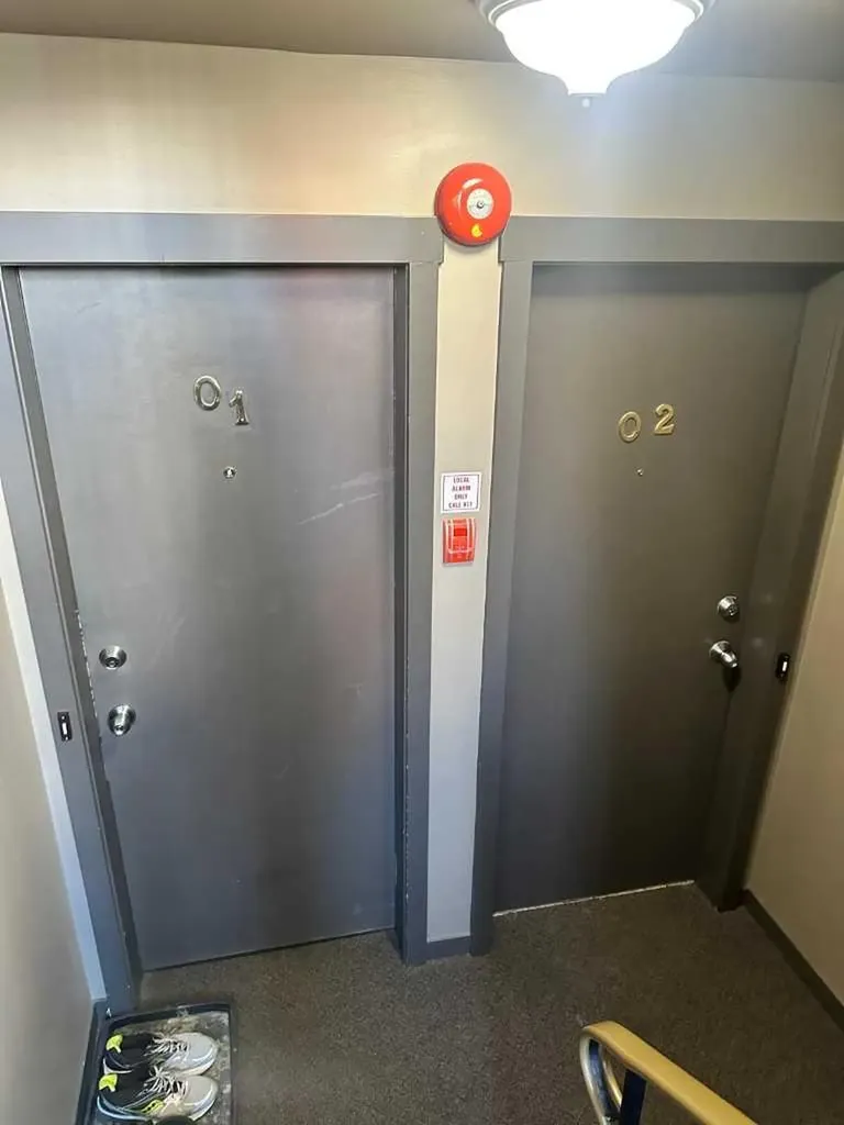 723 5 Street NE Calgary AB T3E 2W7