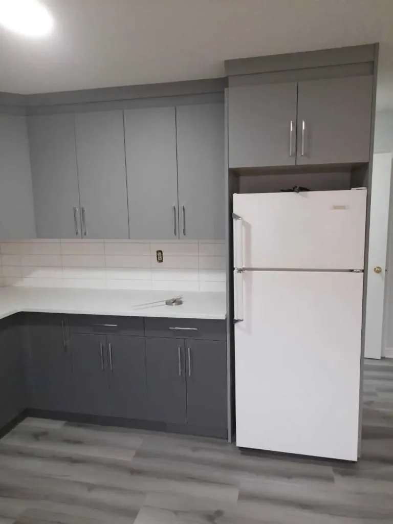 723 5 Street NE Calgary AB T3E 2W7