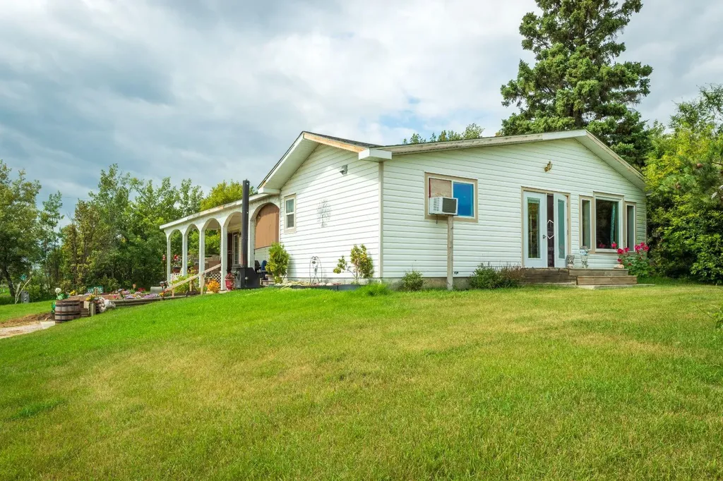 46114 Rr 3262 Rural SK S0M 2C0