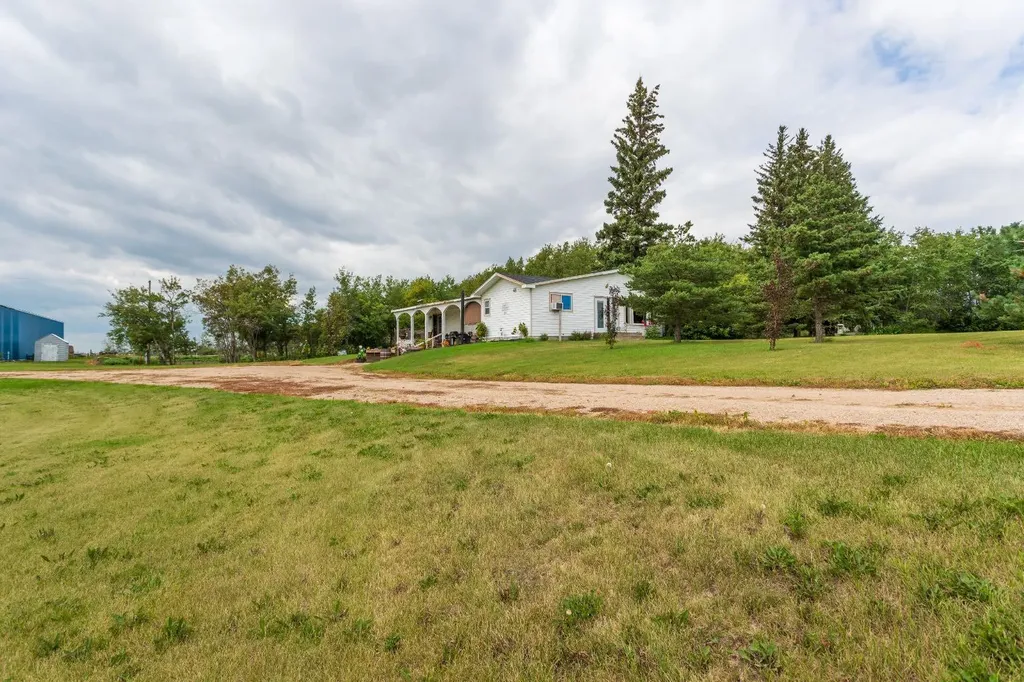 46114 Rr 3262 Rural SK S0M 2C0