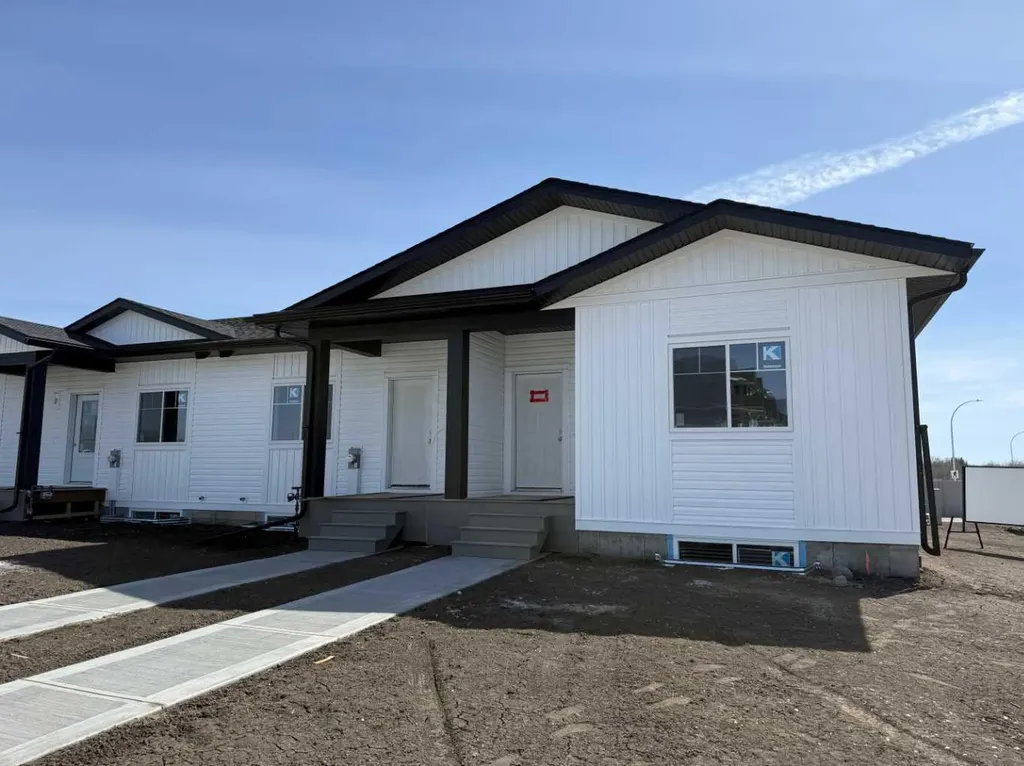 3 Gray Close Sylvan Lake AB T4S 0W4