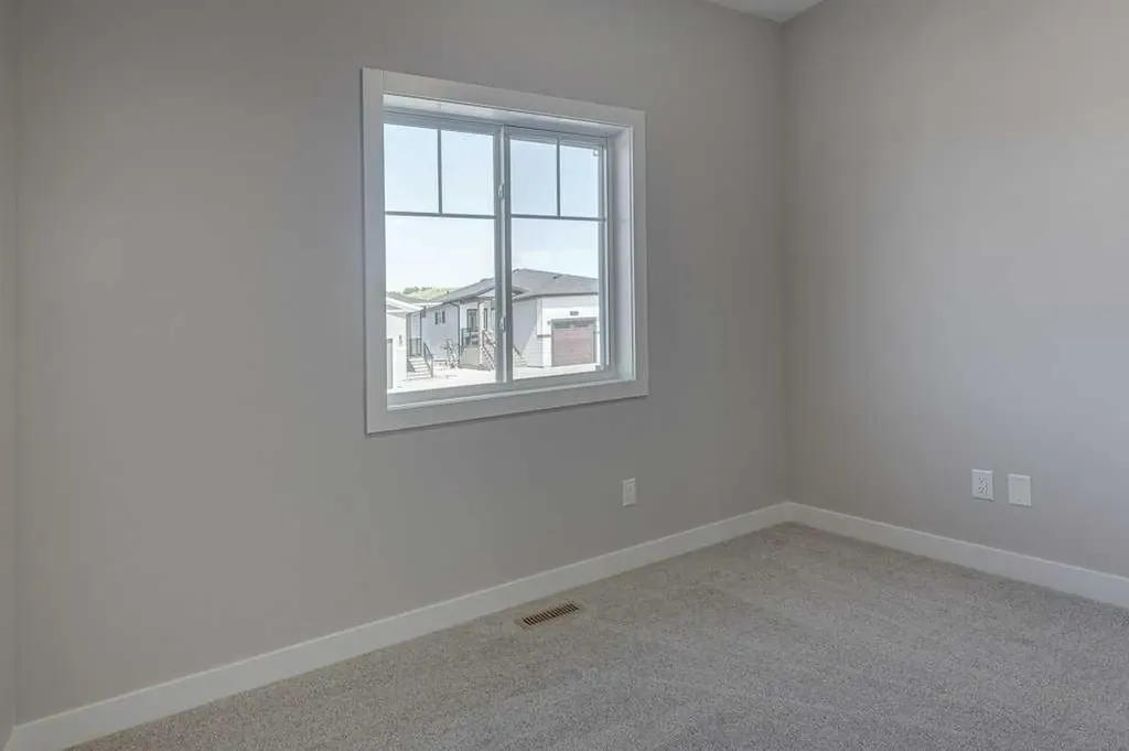 3 Gray Close Sylvan Lake AB T4S 0W4