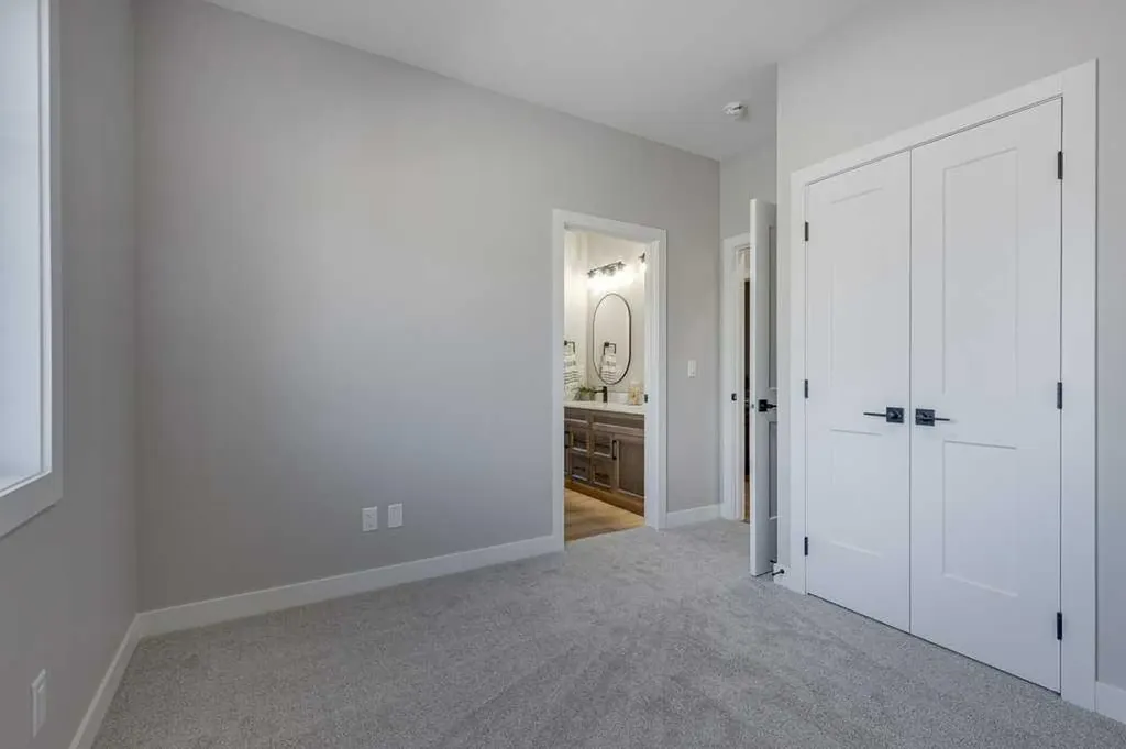 3 Gray Close Sylvan Lake AB T4S 0W4