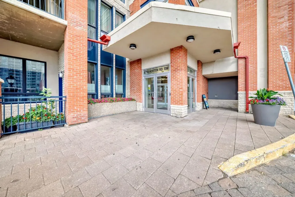 8710 Horton Road SW Calgary AB T2V 0P7