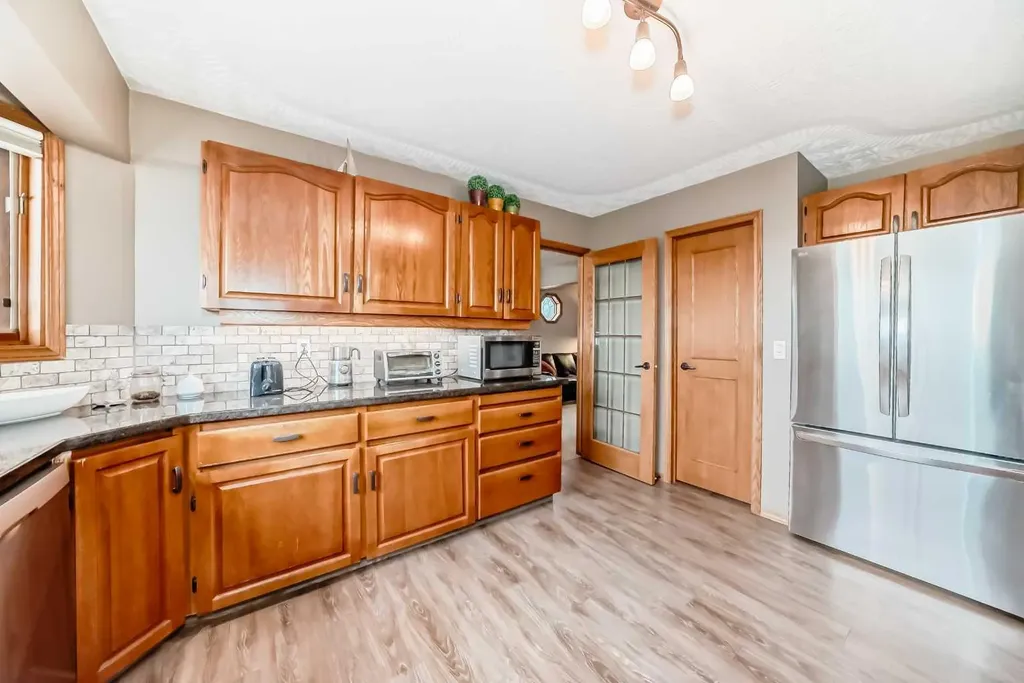 9 Rustic Road Norglenwold AB T4S 1S5