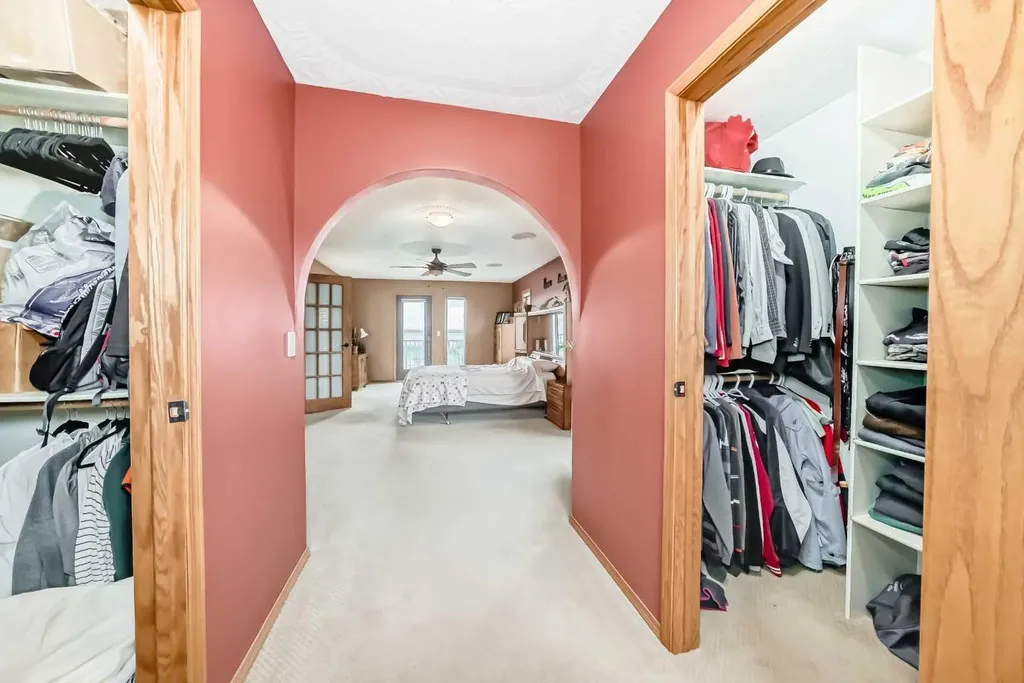9 Rustic Road Norglenwold AB T4S 1S5