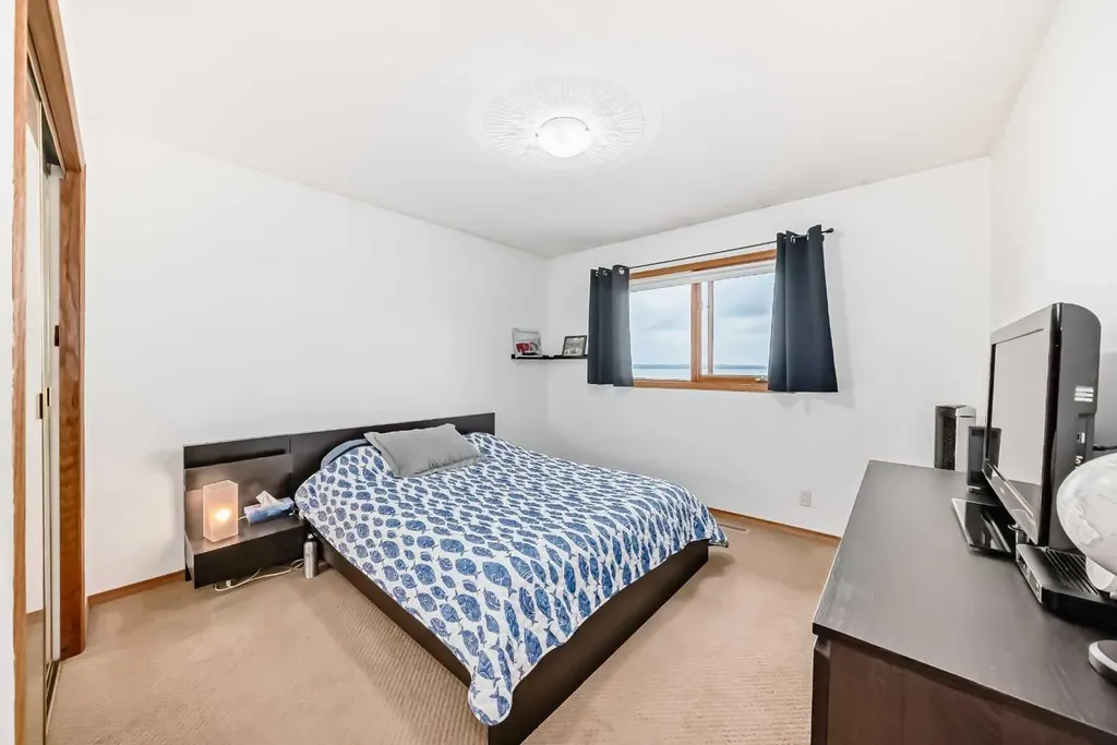 9 Rustic Road Norglenwold AB T4S 1S5