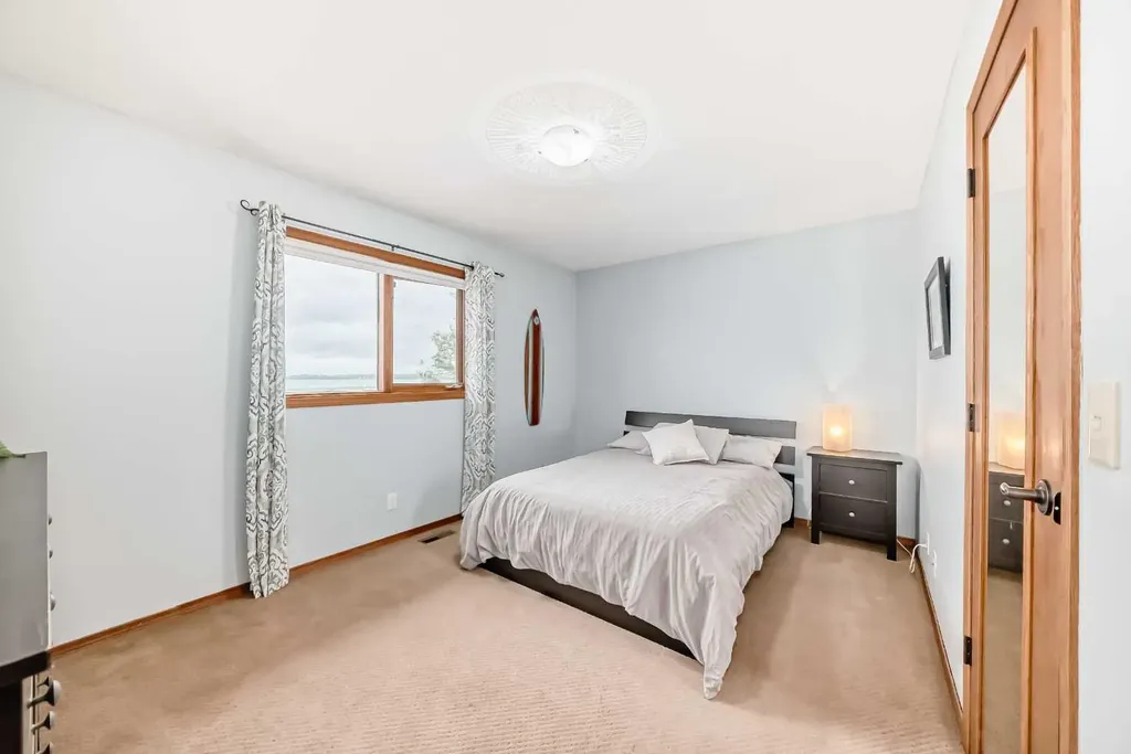 9 Rustic Road Norglenwold AB T4S 1S5