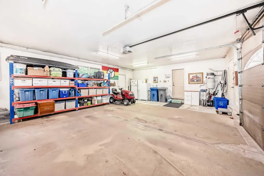 9 Rustic Road Norglenwold AB T4S 1S5
