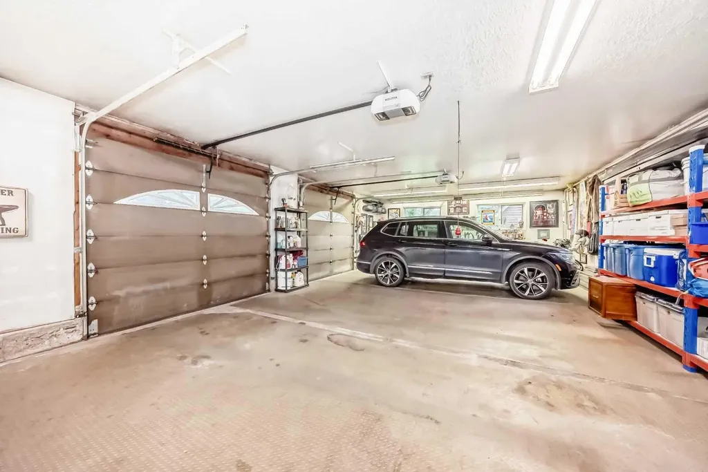 9 Rustic Road Norglenwold AB T4S 1S5