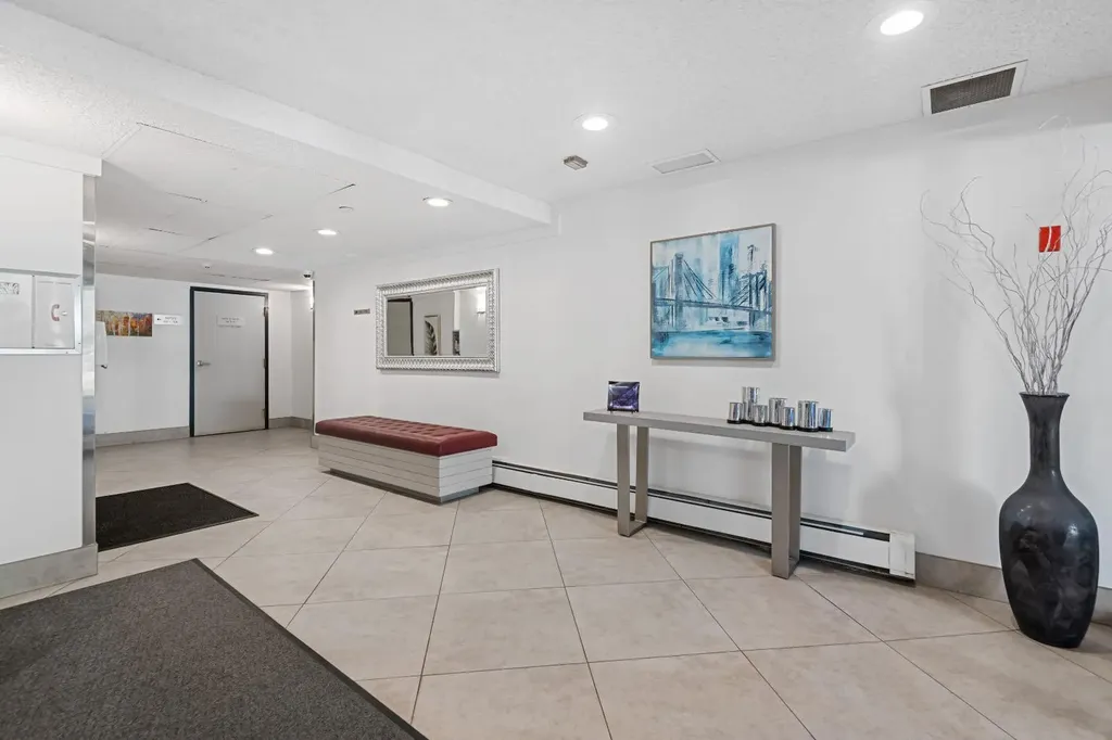 3730 50 Street NW Calgary AB T3A2V9