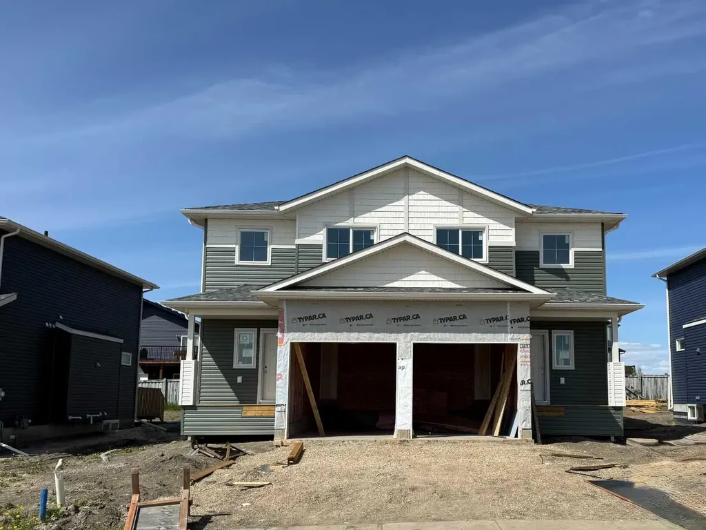 10414 133 Avenue Grande Prairie AB T8V 6J7