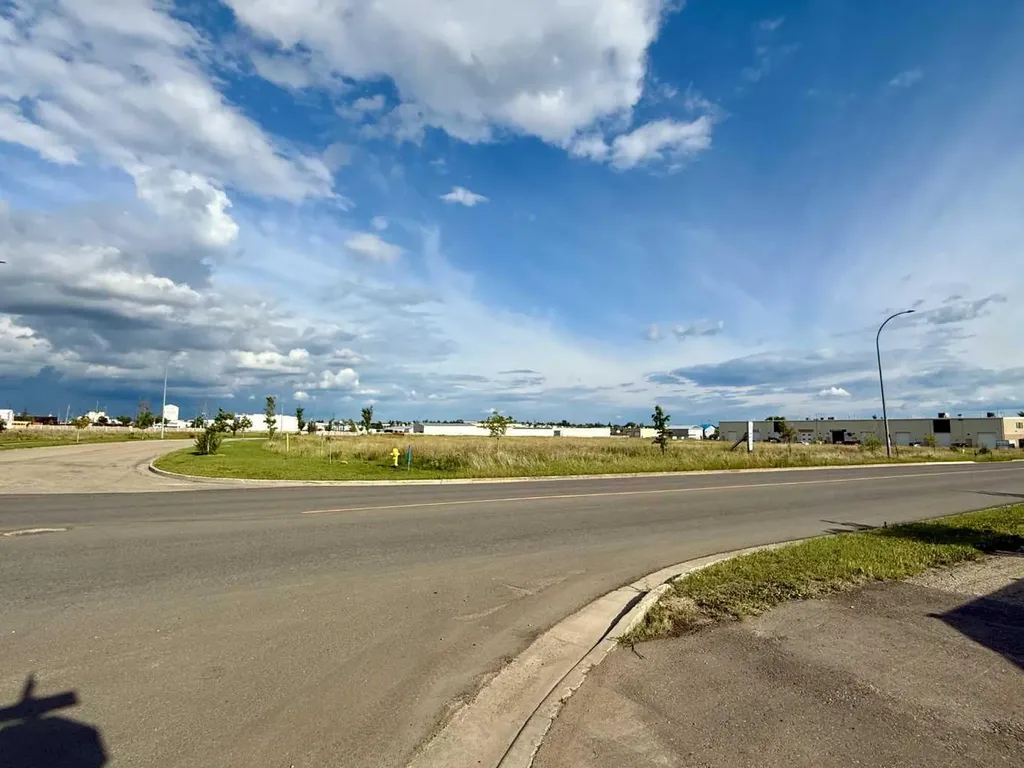 10105 130 Avenue Grande Prairie AB T8V 8L6