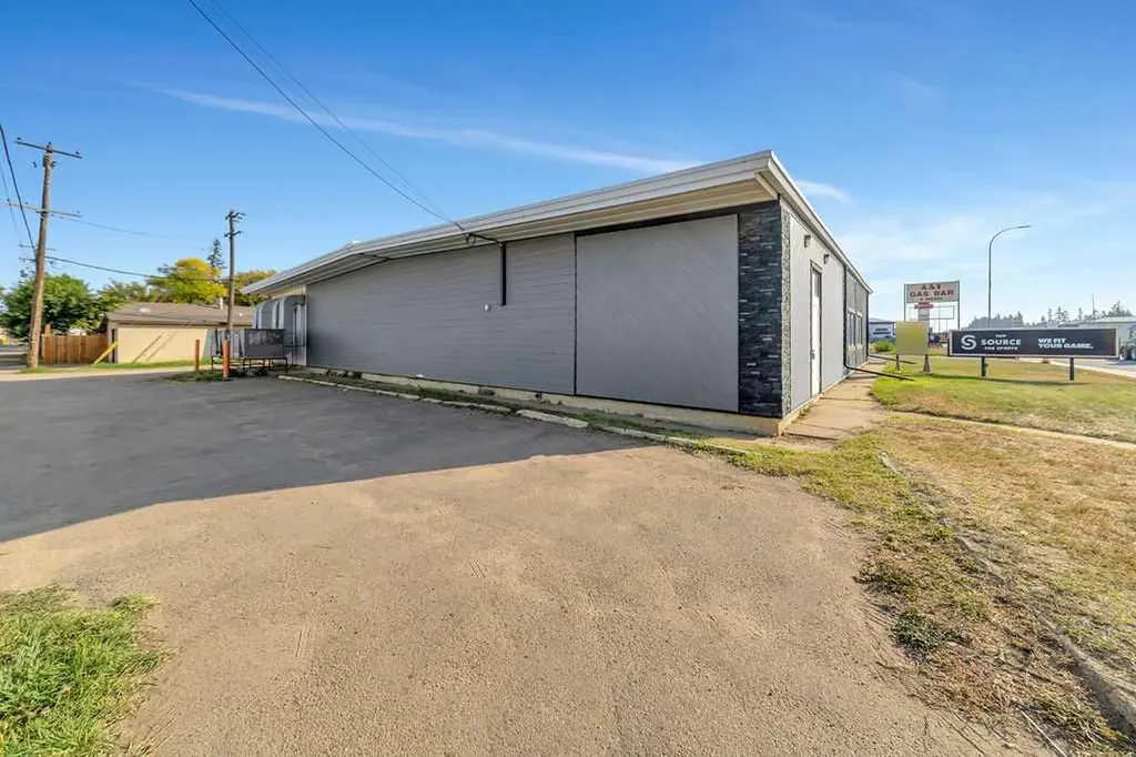 4818 44 Street Lloydminster SK S9V0G8