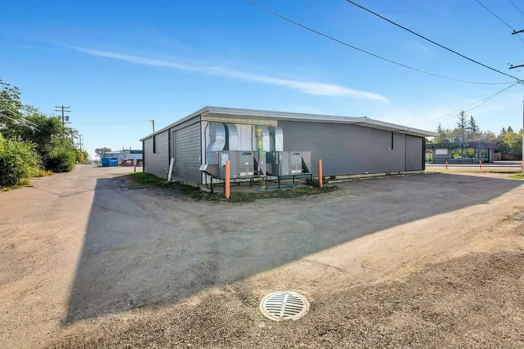 4818 44 Street Lloydminster SK S9V0G8