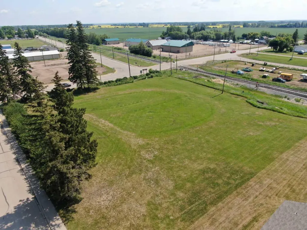 51 Avenue High Prairie AB T0G 1E0
