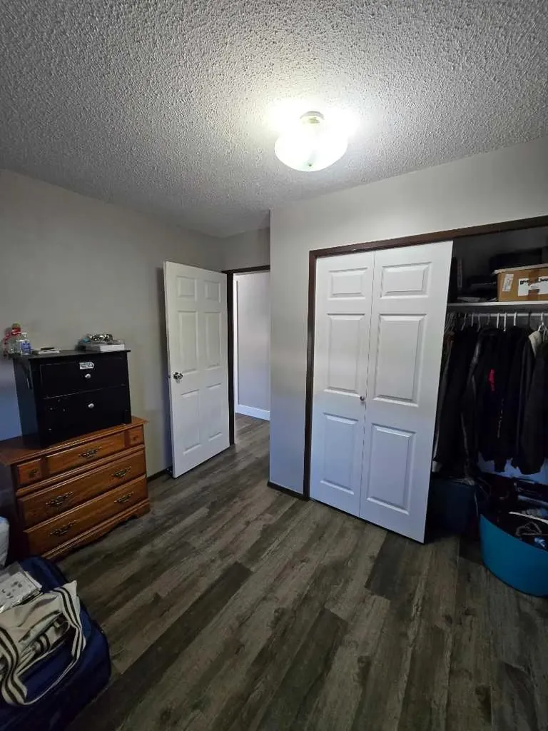 525 6 Avenue Fox Creek AB T0H 1P0