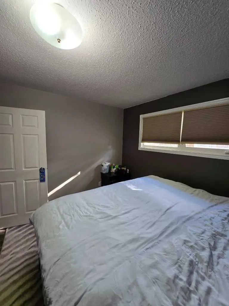 525 6 Avenue Fox Creek AB T0H 1P0