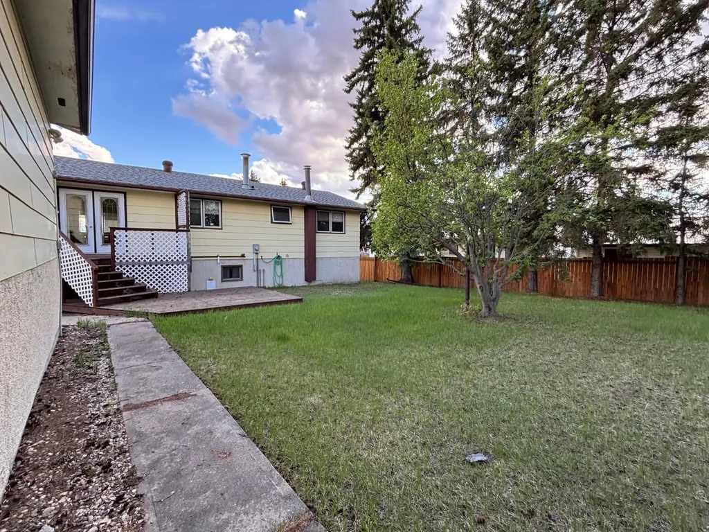 4716 55 Avenue Provost AB T0B3S0