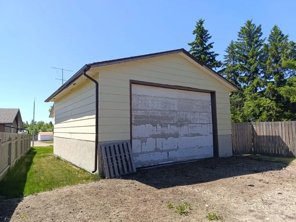 4716 55 Avenue Provost AB T0B3S0