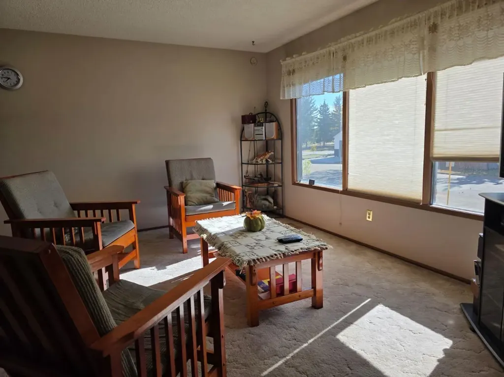 4716 55 Avenue Provost AB T0B3S0