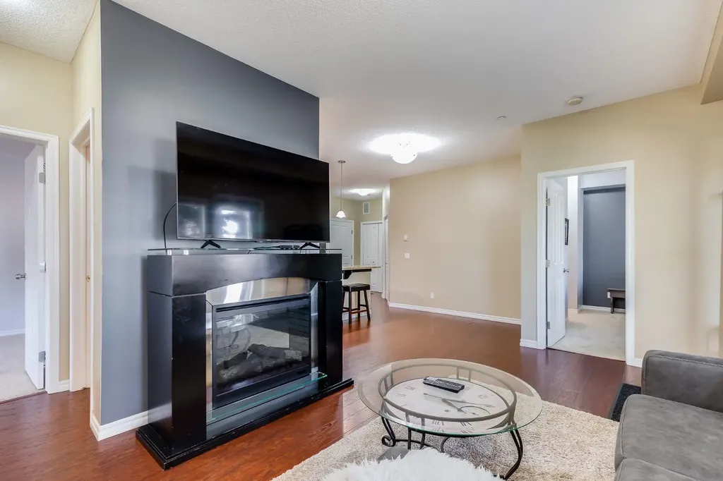 4 Kingsland Close SE Airdrie AB T4A 0J3