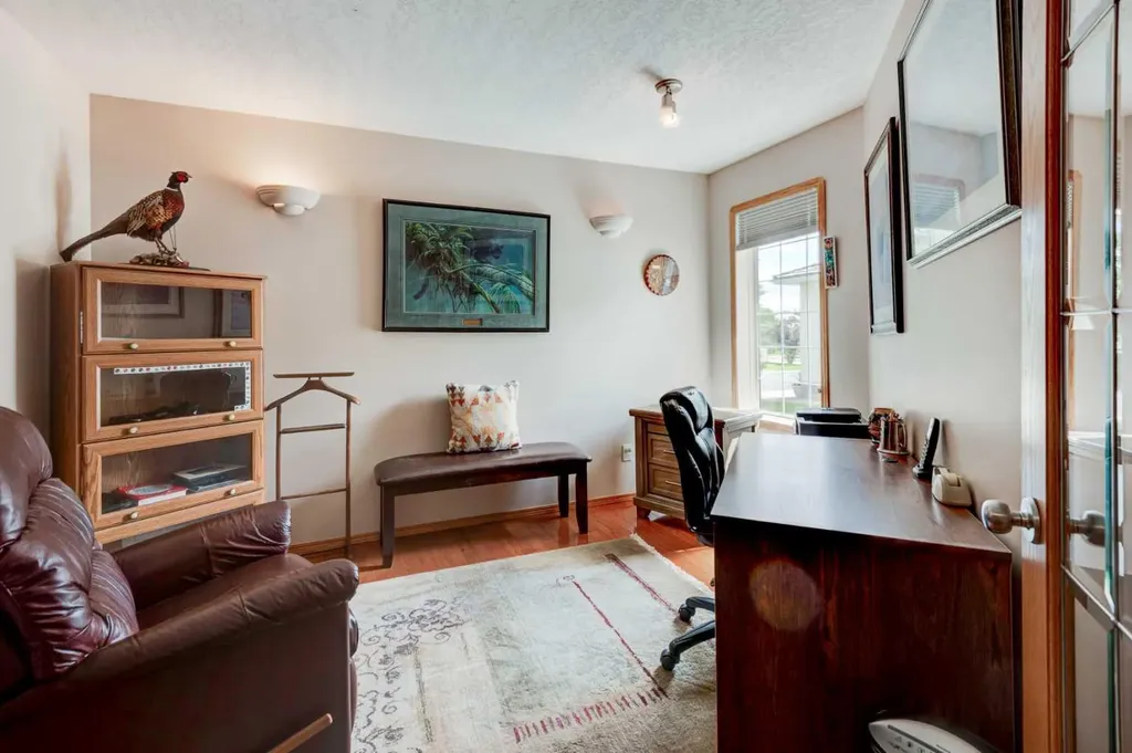 3 Strathmore Lakes Bay Strathmore AB T1P 1L8