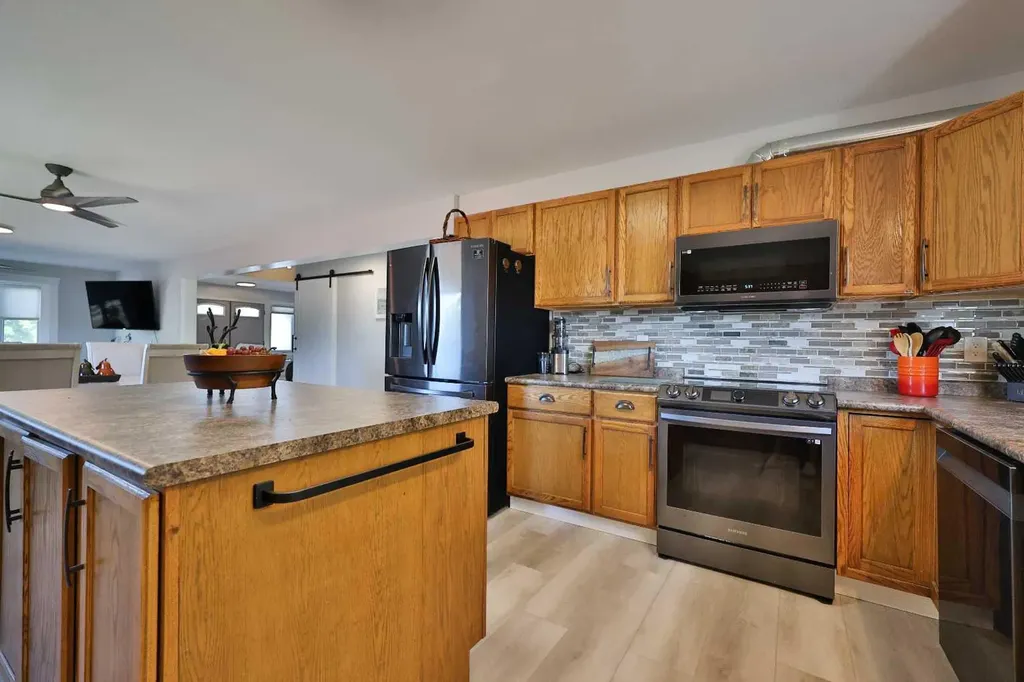 228 Centre Street Magrath AB T0K 1J0
