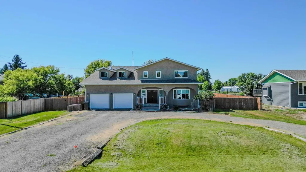 228 Centre Street Magrath AB T0K 1J0
