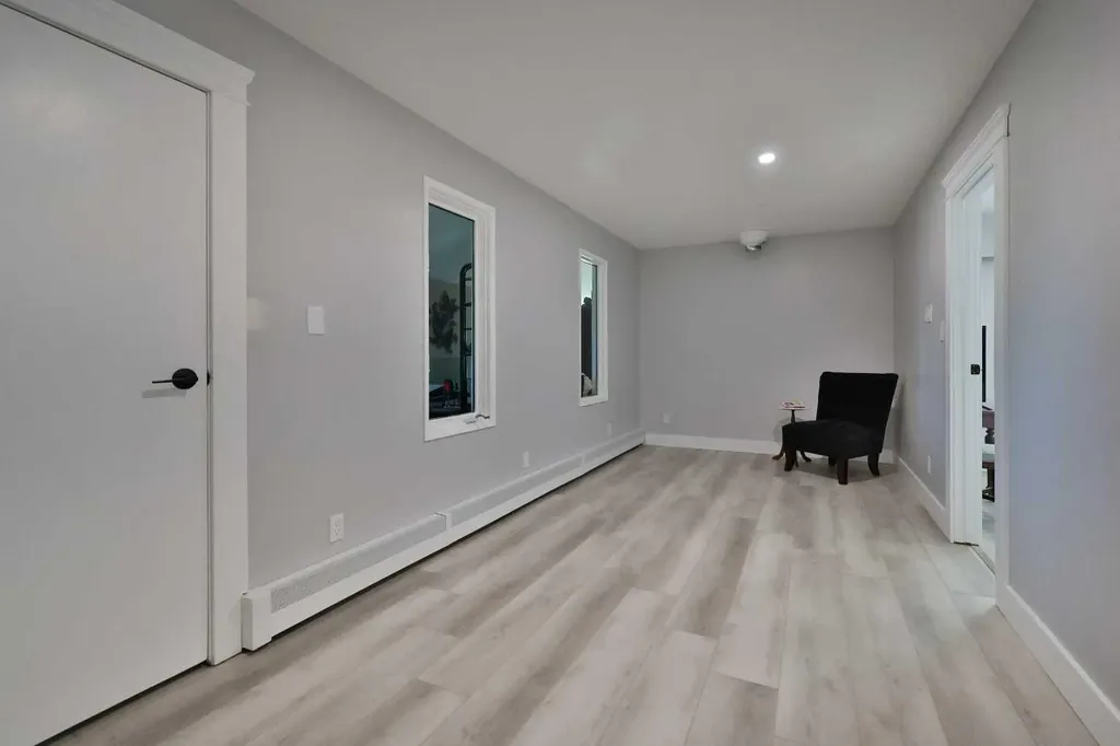 228 Centre Street Magrath AB T0K 1J0